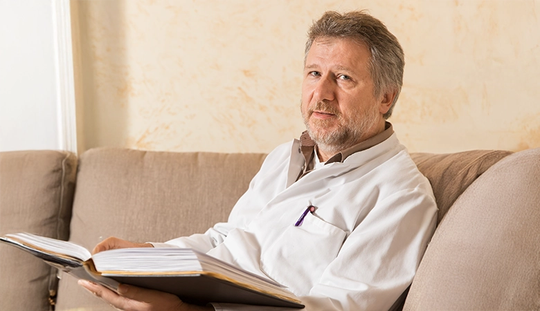 Der Palliativmediziner Dr. Rainer Schäfer